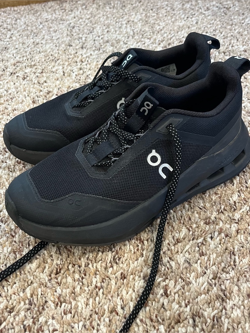 On Cloudnova Black Lace-Up Low Top Athletic Sneakers Youth Size 5.5